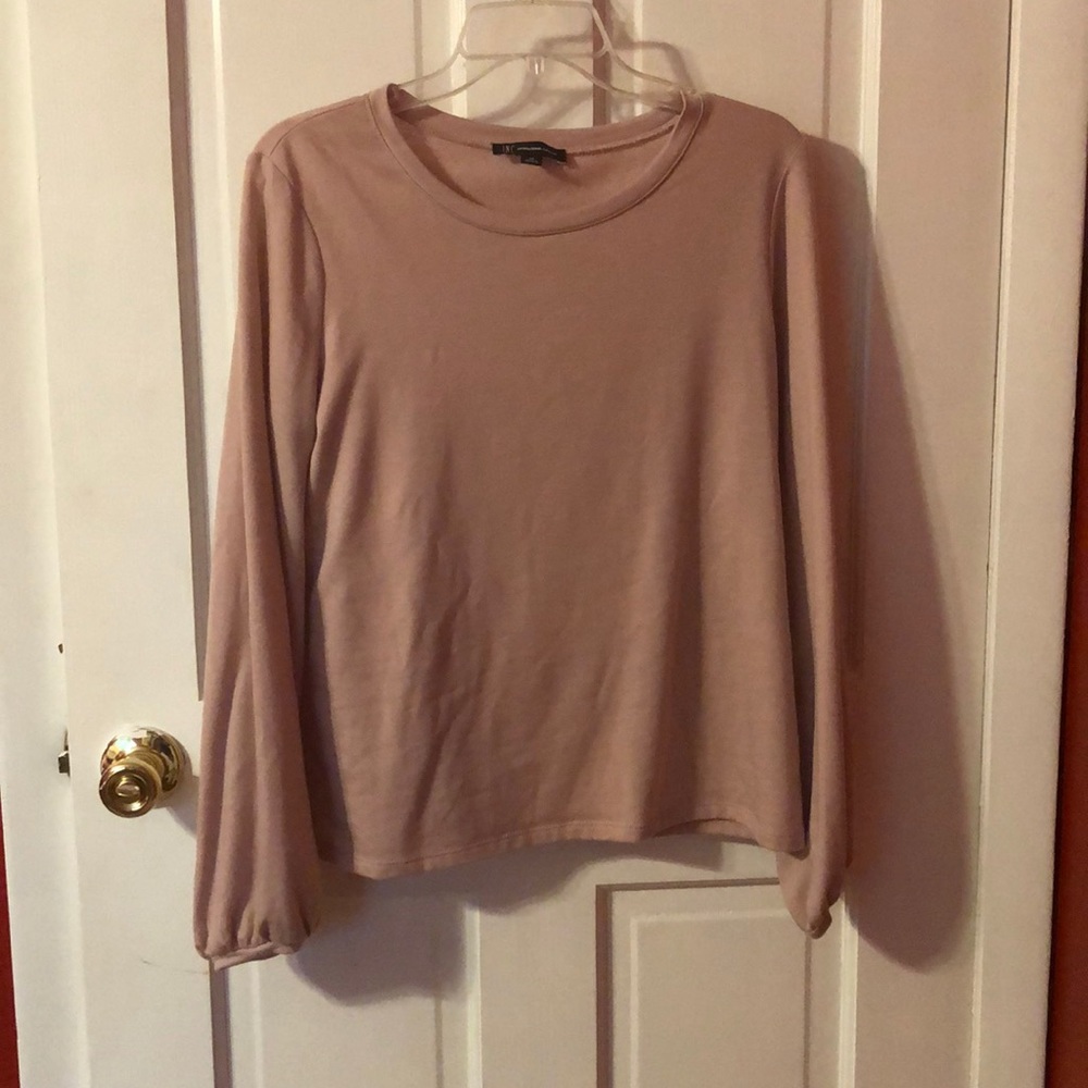 pink sweater